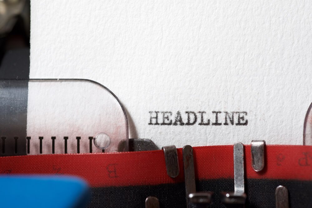 headline_The word headline written with a typewriter.